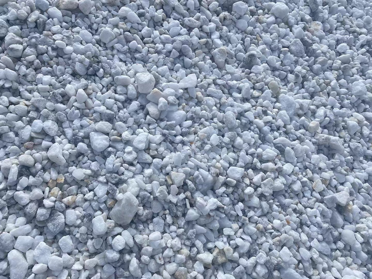 004 004